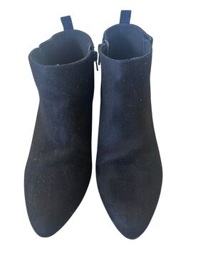 Old Navy Black Suede Pointed Ankle Booties Size 9